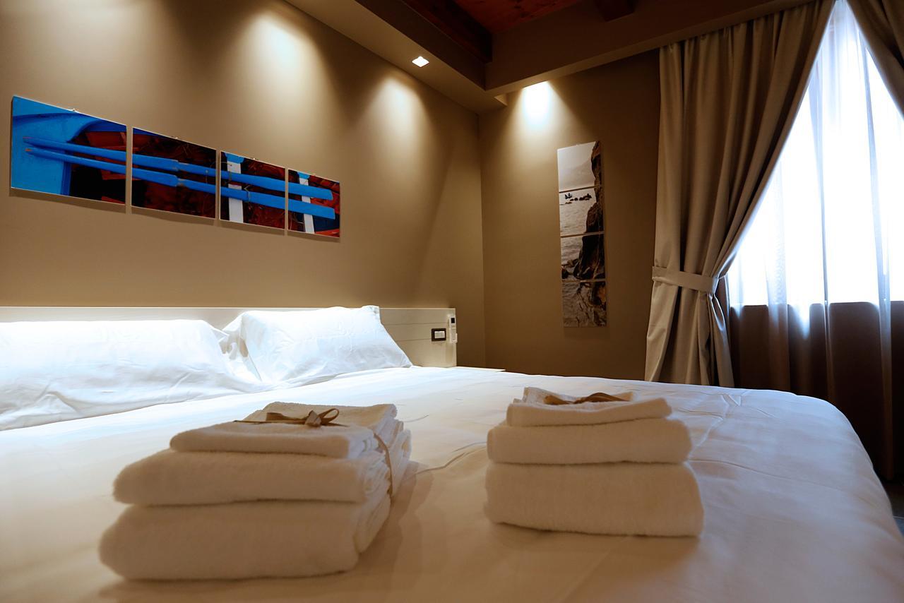 Il Casato Deluxe Rooms Шилла Экстерьер фото