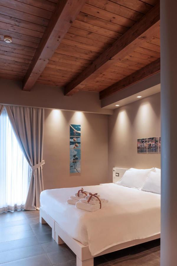 Il Casato Deluxe Rooms Шилла Экстерьер фото